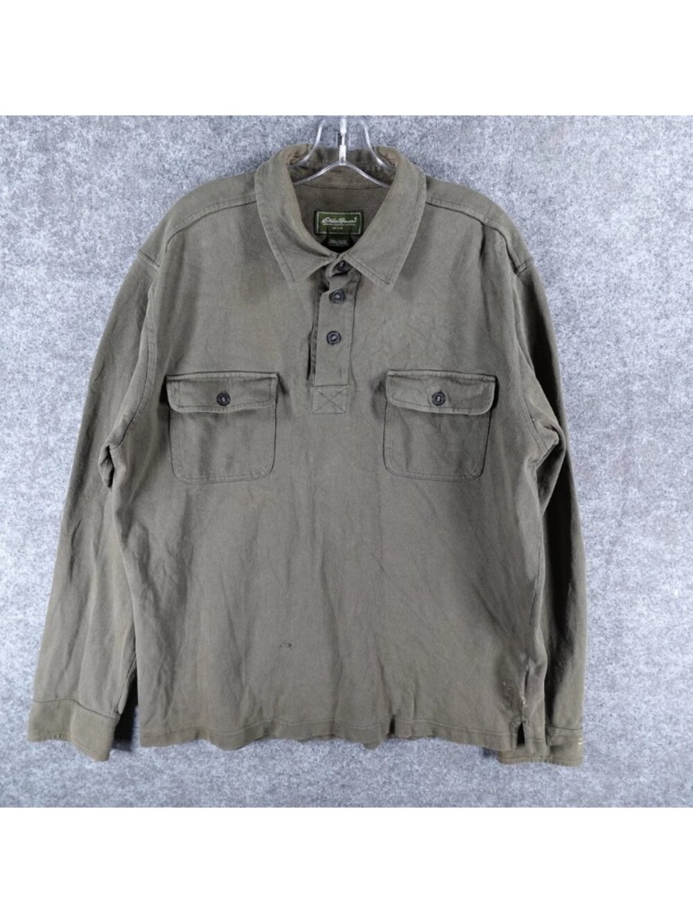Eddie Bauer Polo Shirt Mens L Green Dual Pockets Comfort Long Sleeve Outdoor